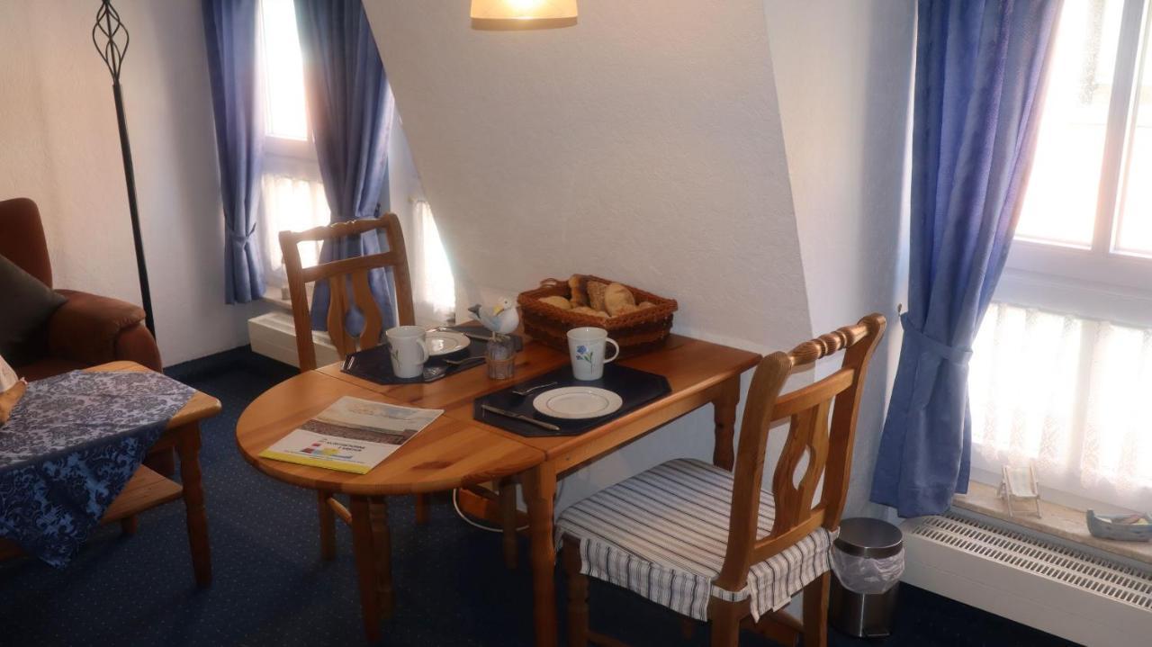 Ferienwohnung " Luv " Neuharlingersiel Exterior foto