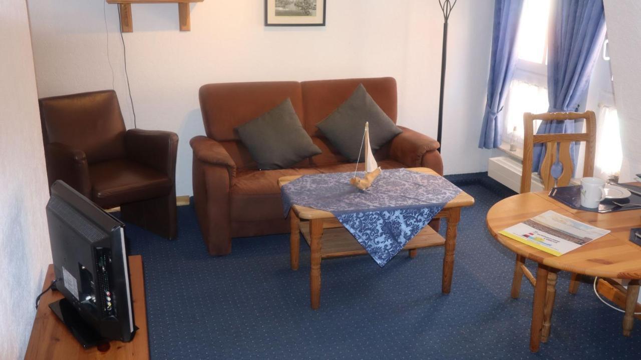 Ferienwohnung " Luv " Neuharlingersiel Exterior foto